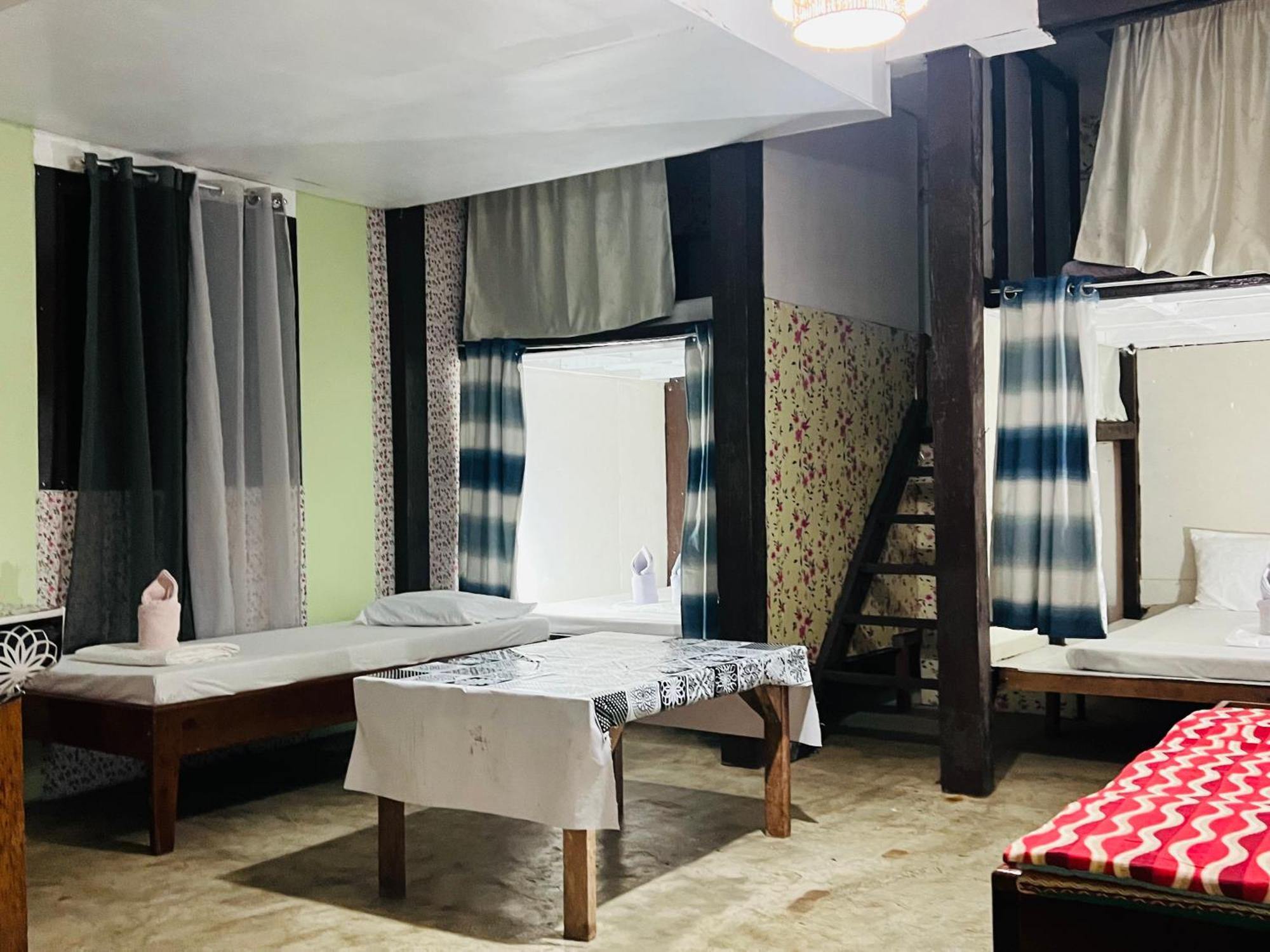 Wave Retreat Hostel Хенерал Луна Стая снимка